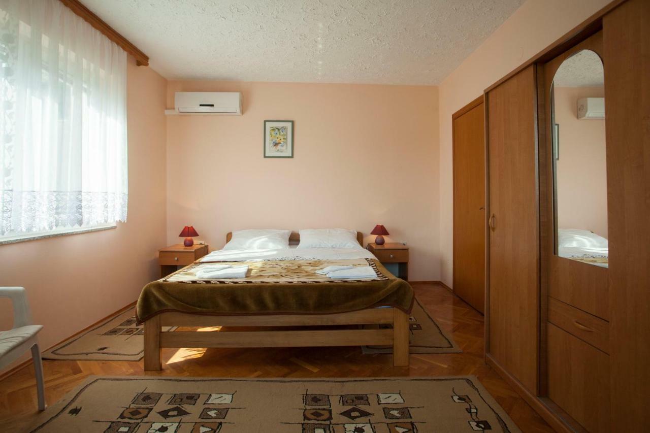 Rooms Maria Слуни Экстерьер фото