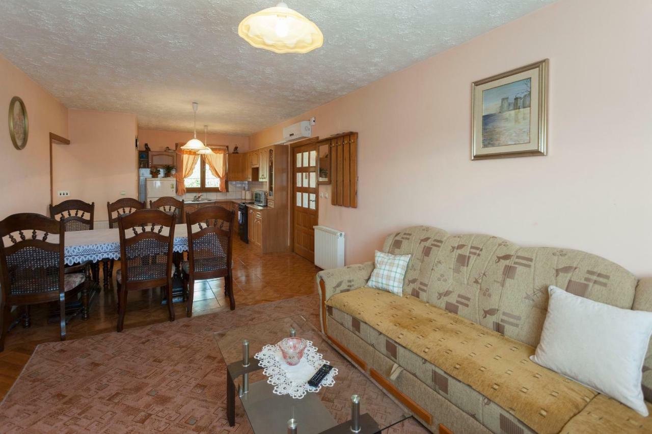 Rooms Maria Слуни Экстерьер фото