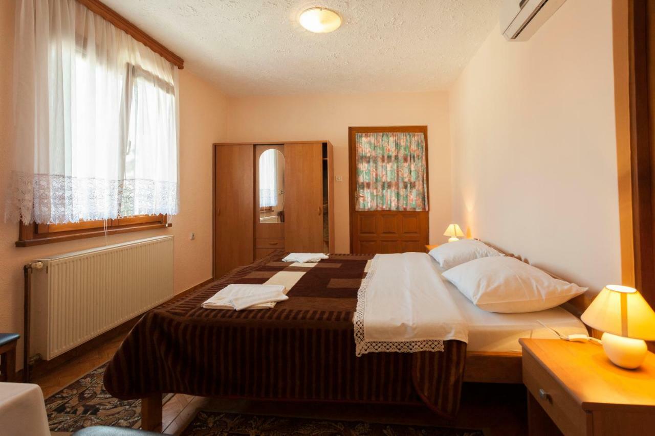 Rooms Maria Слуни Экстерьер фото